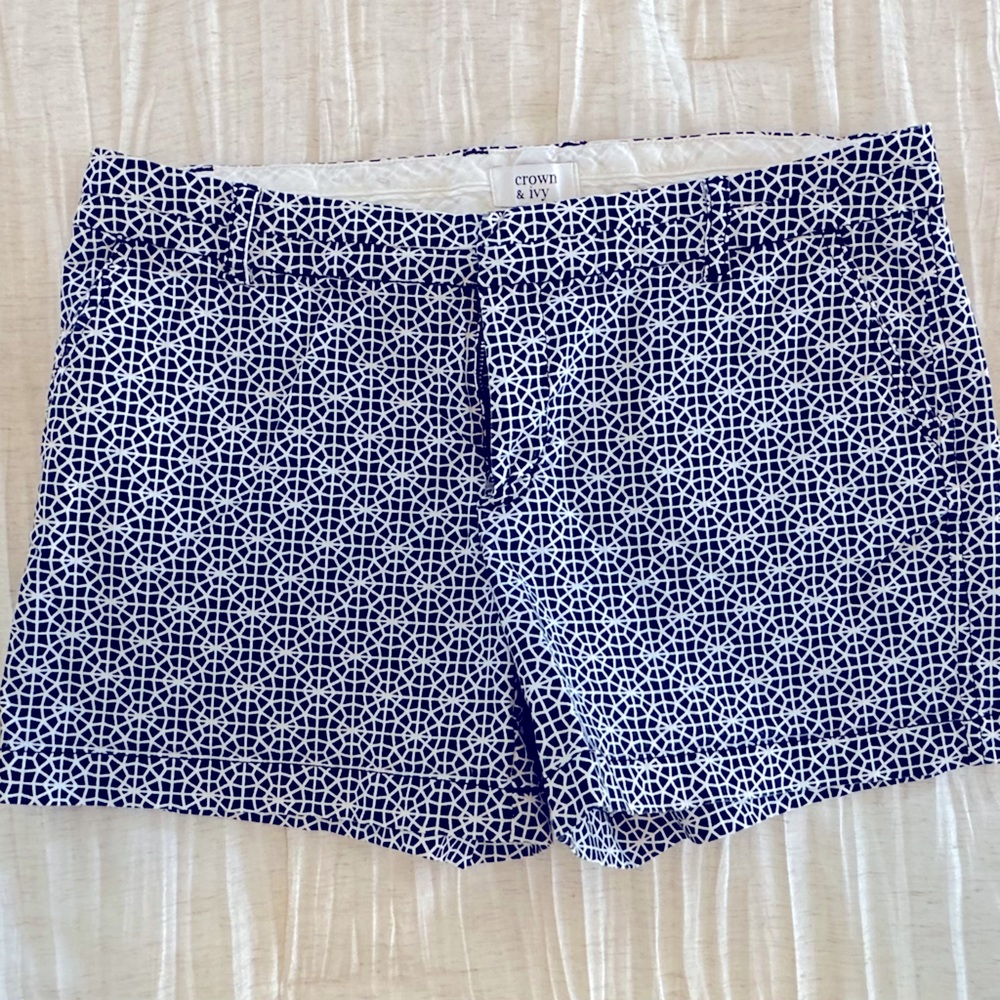 Crown & Ivy Navy and White Patterned Women Shorts